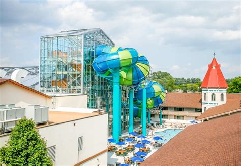 Zehnder splash - Does Zehnder’s Splash Village Hotel and Waterpark offer day passes? Yes, half day passes are valid from 10 am to 3 pm or from 4 pm to 9 pm. Please click on our waterpark calendar for specific dates as our waterpark hours may vary.